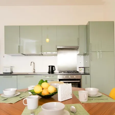 Casa Enza, For Up To 5 People, Center * סורנטו